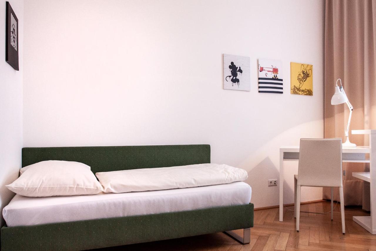 Riess Apartments Rotenhofgasse | Contactless Check-In Wenen Buitenkant foto