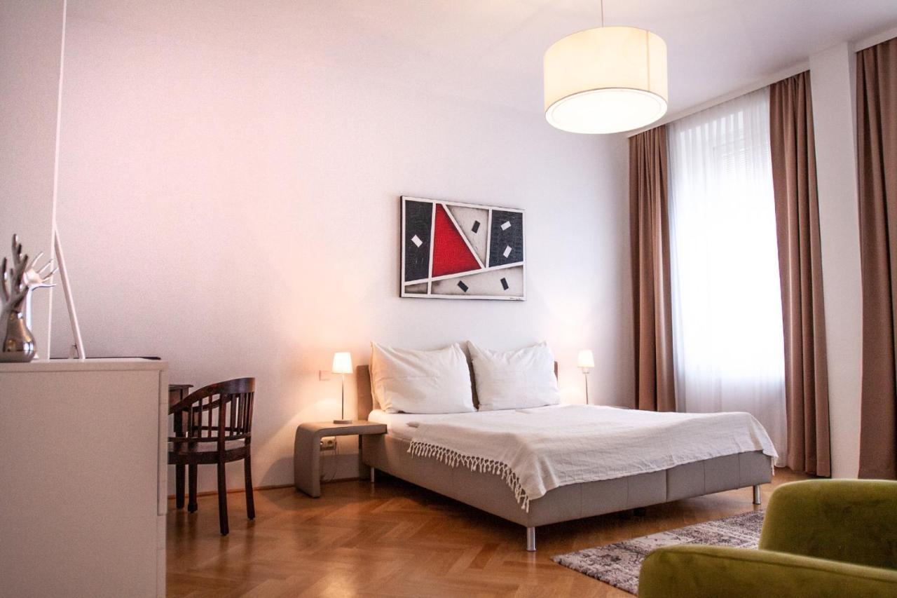 Riess Apartments Rotenhofgasse | Contactless Check-In Wenen Buitenkant foto
