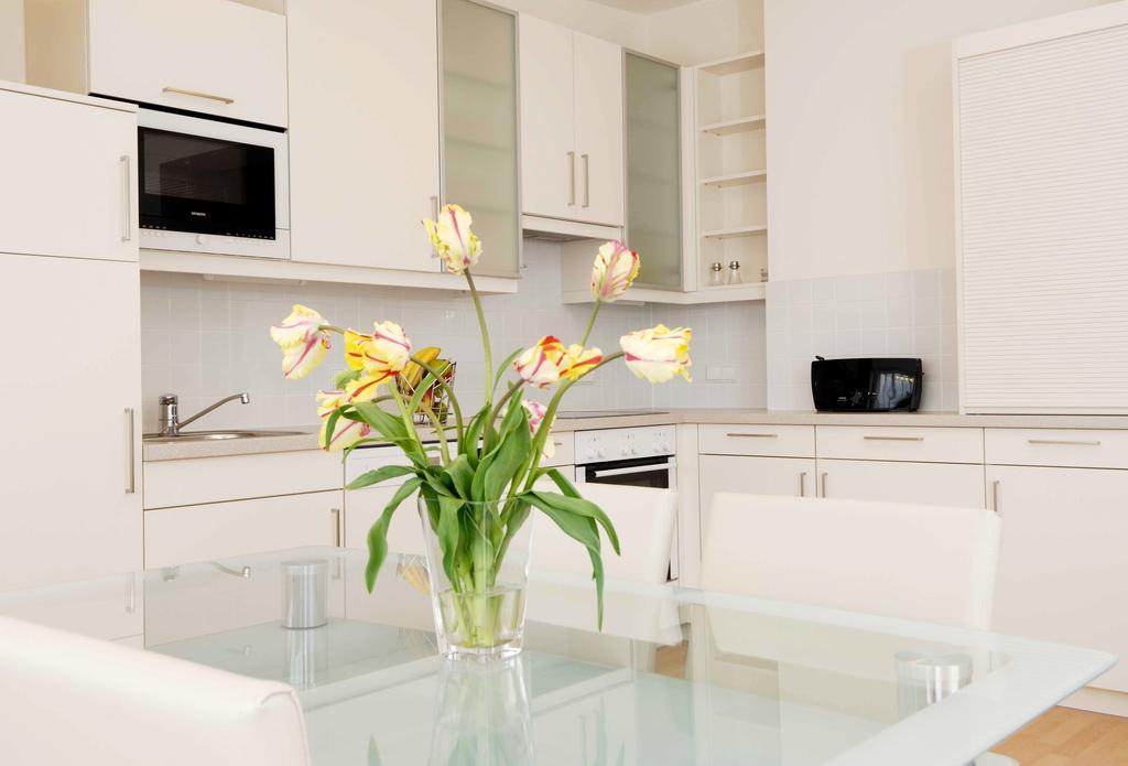 Riess Apartments Rotenhofgasse | Contactless Check-In Wenen Kamer foto