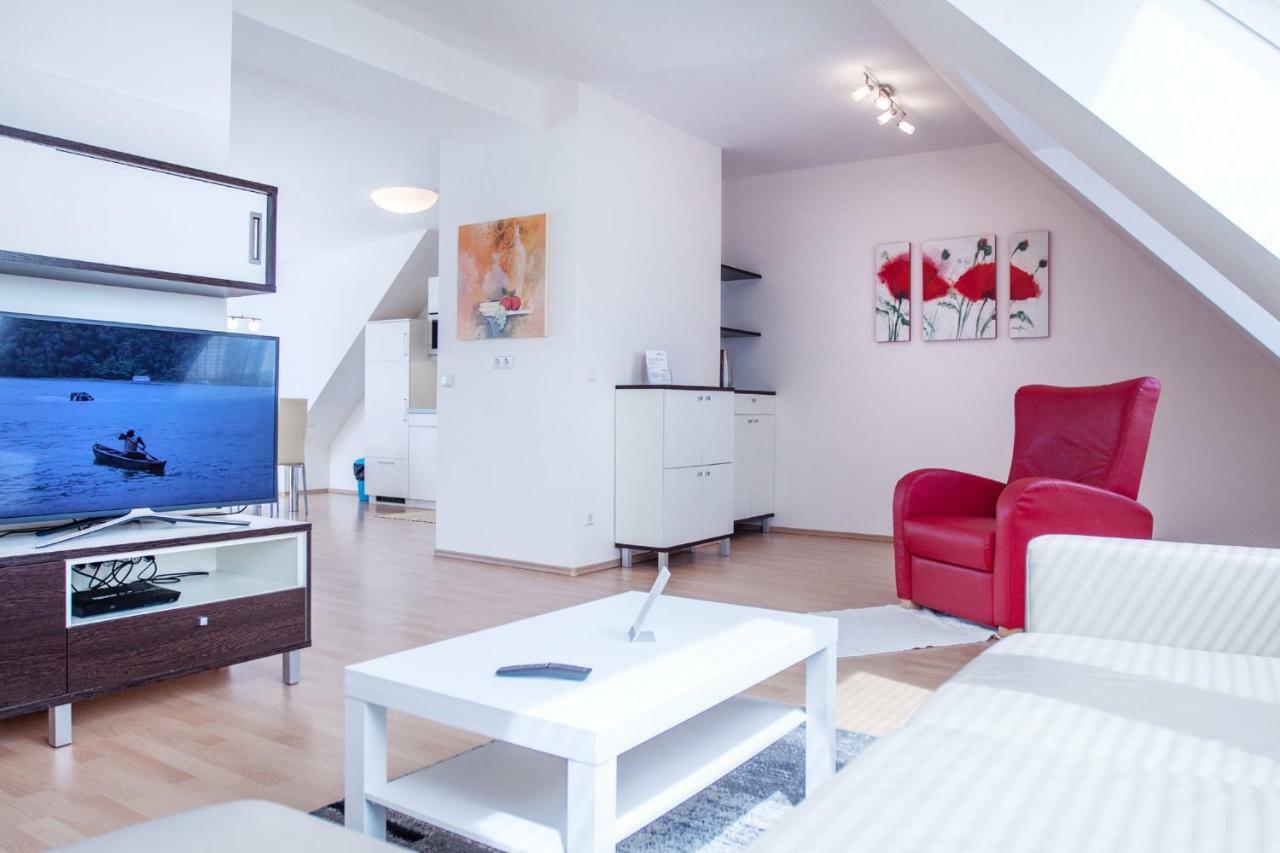Riess Apartments Rotenhofgasse | Contactless Check-In Wenen Buitenkant foto